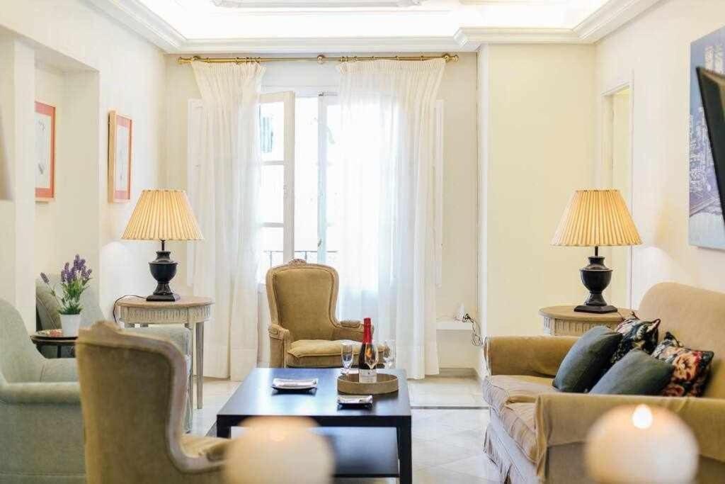 Apartamento Boutique Abades Sevilla Exterior foto